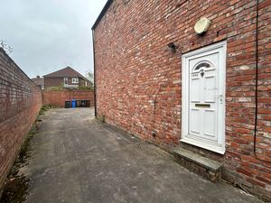 Photo 7- click for photo gallery